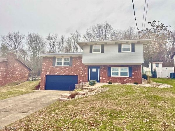 47 East St, New Cumberland, WV 26047