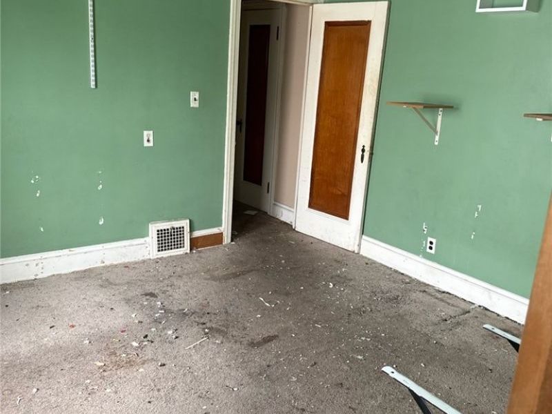 3357 E 146th Street, Cleveland, OH 44120 Photo 2