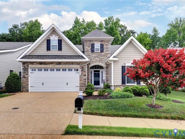 4211 Berry Square , Williamsburg, VA 23188
