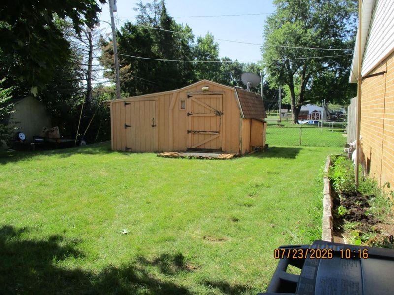 1022 Mayfield Drive, Troy, OH 45373 Photo 3