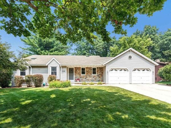 3122 BIRDIE COURT, Green Bay, WI 54313