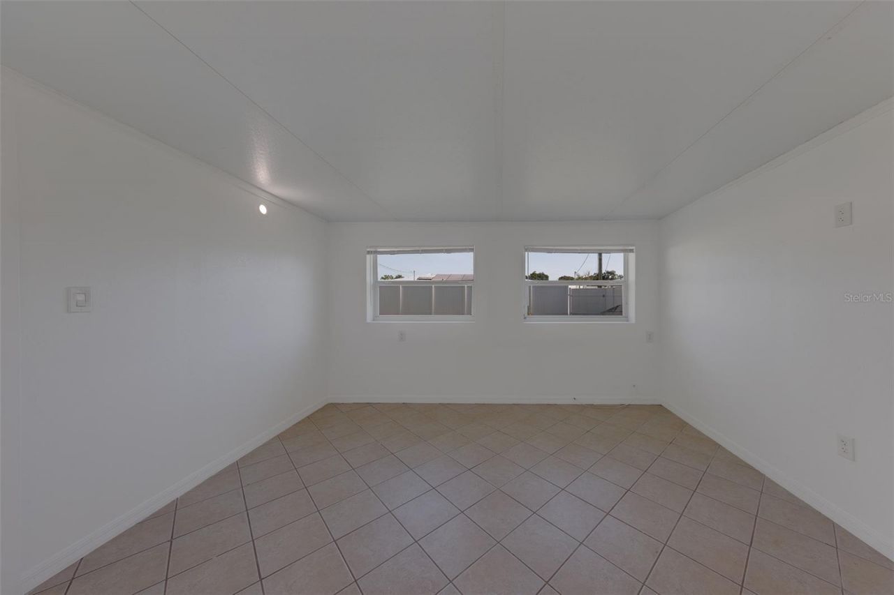 5937 38th Avenue N, Saint Petersburg, FL 33710 Photo