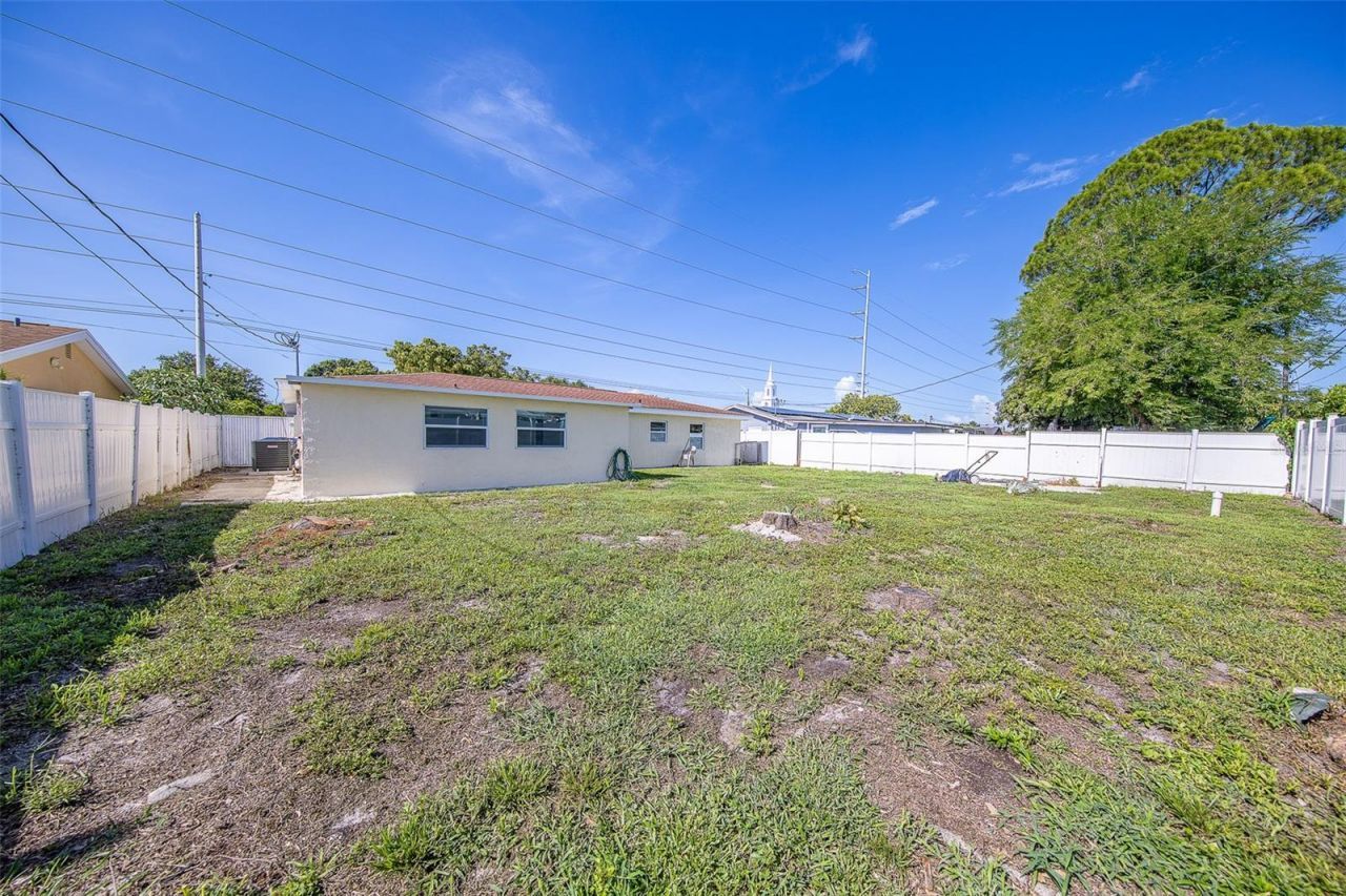 5937 38th Avenue N, Saint Petersburg, FL 33710 Photo