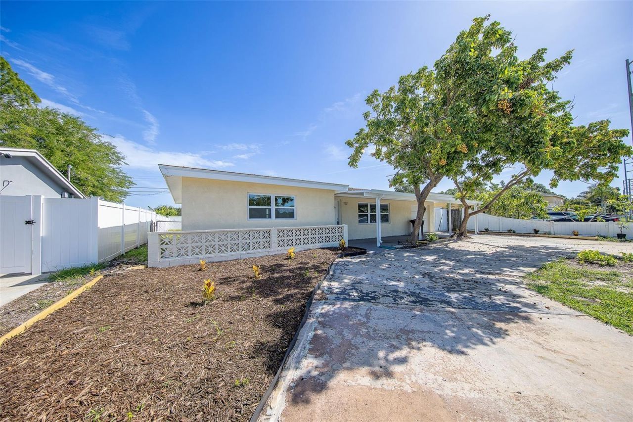 5937 38th Avenue N, Saint Petersburg, FL 33710 Photo
