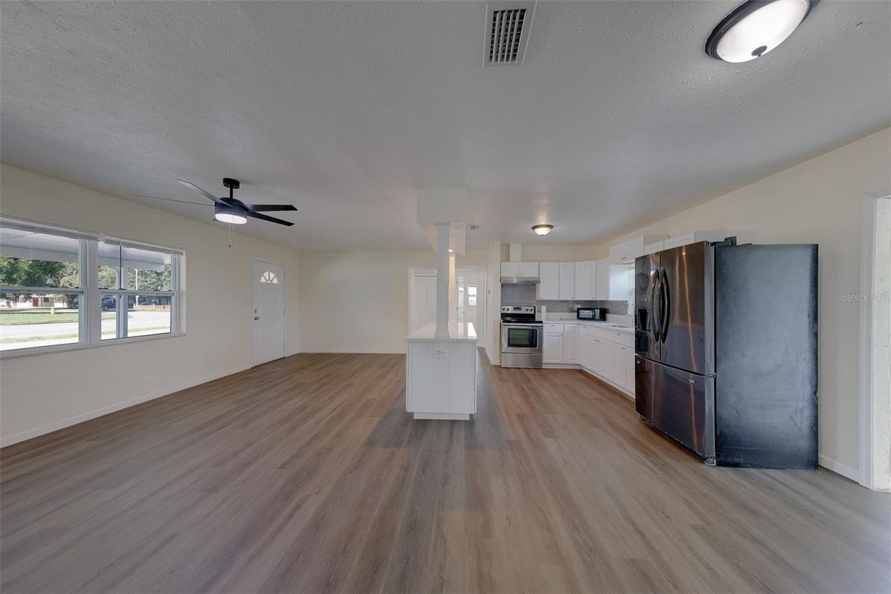5937 38th Avenue N, Saint Petersburg, FL 33710 Photo