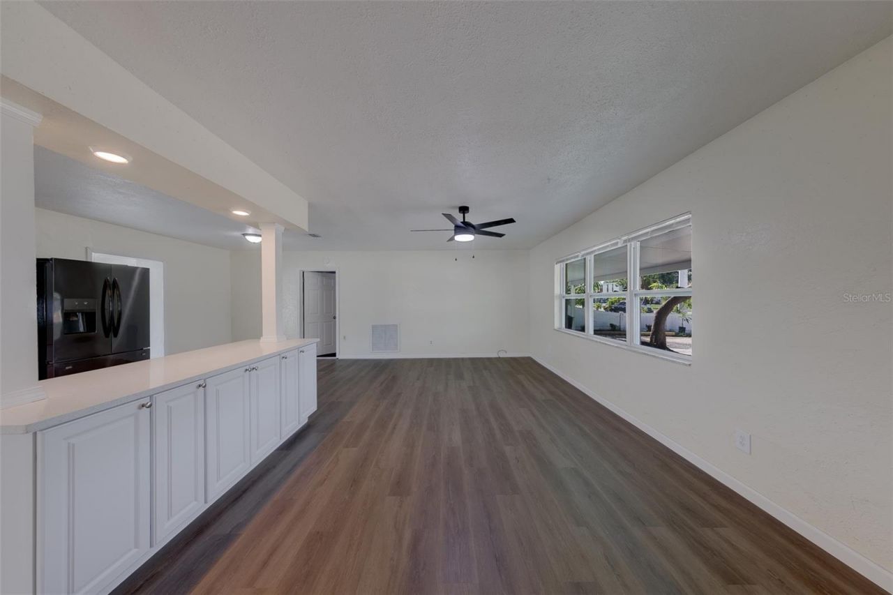 5937 38th Avenue N, Saint Petersburg, FL 33710 Photo