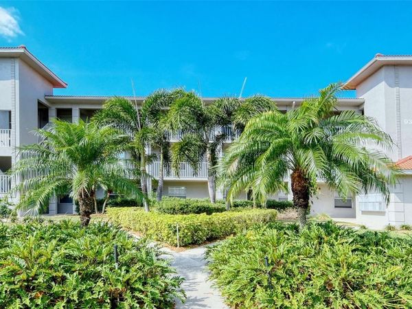9320 CLUBSIDE CIRCLE , Unit 2205, SARASOTA, FL 34238