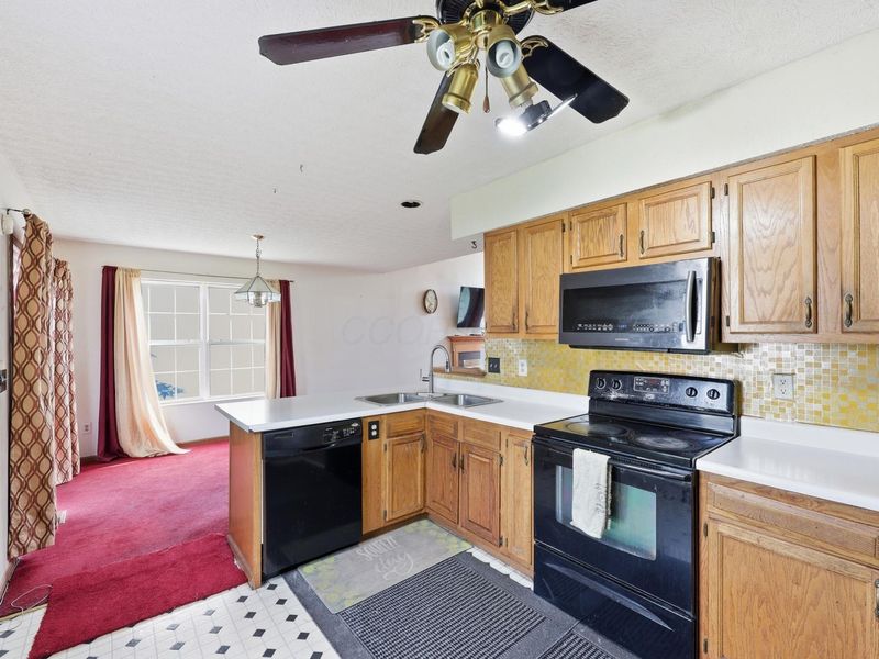 2766 Raphael Drive , Columbus, OH 43232 Photo 11