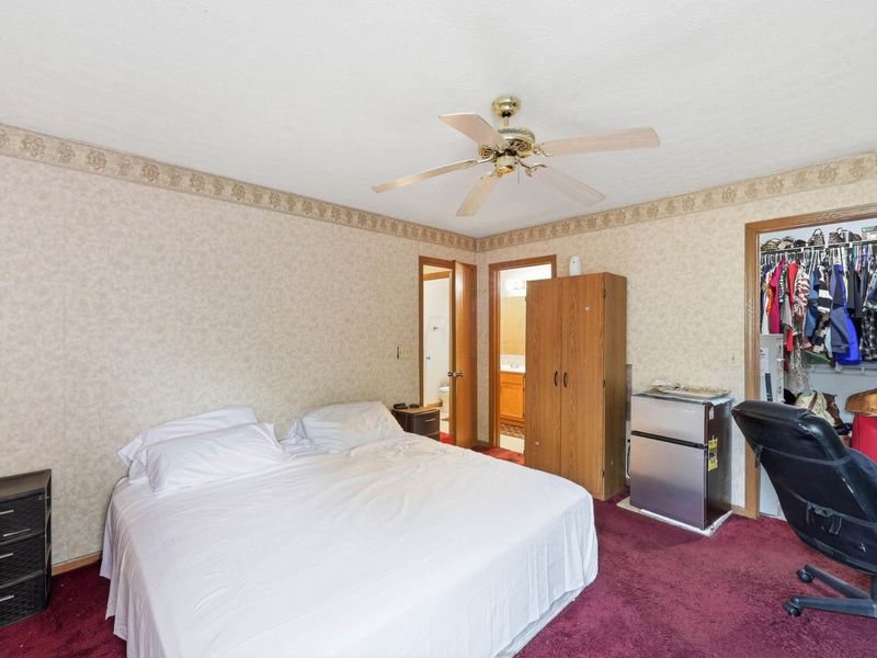 2766 Raphael Drive , Columbus, OH 43232 Photo 15