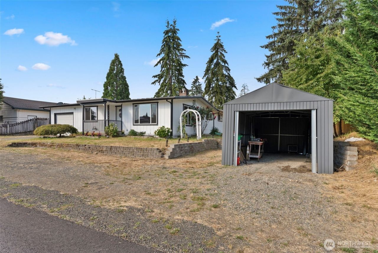 1713 Madison Street , Shelton, WA 98584