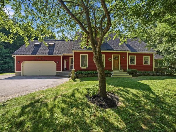 21 Stoney Brook Road, Bow, NH 03304