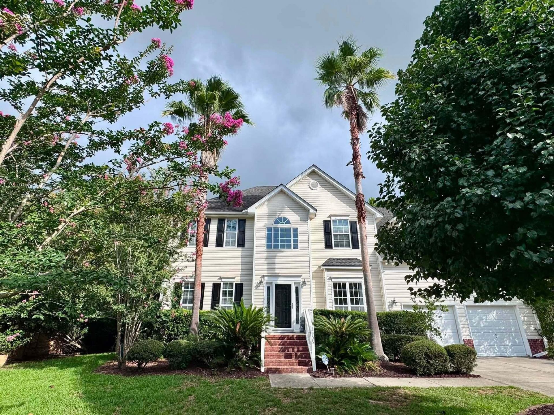 2905 Leatherleaf Court Photo 43