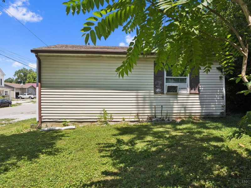 404 N Water Street, Georgetown, OH 45121 Photo 5