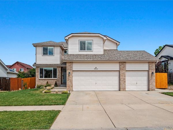 5064 Durham Court , Denver, CO 80239