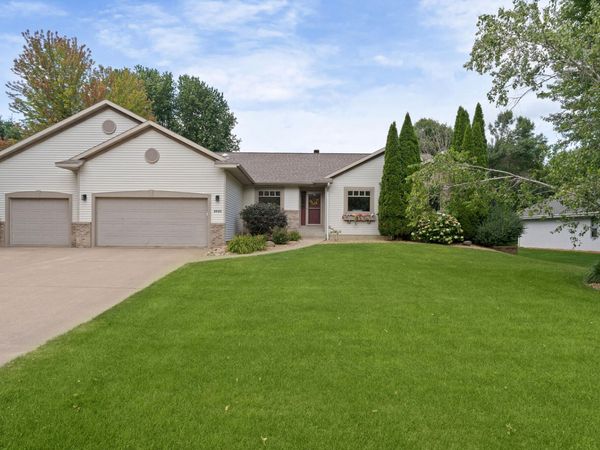 4033 Beverly Dr, Onalaska, WI 54650