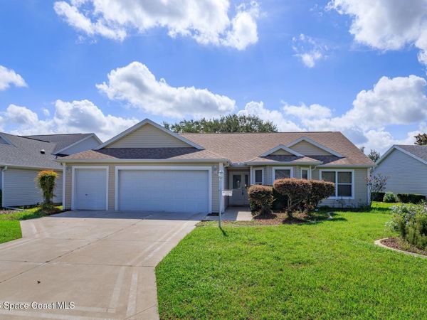 1115 Saldivar Road , The Villages, FL 32159