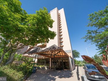 1301 N COURTHOUSE ROAD, Unit 1807, ARLINGTON, VA 22201