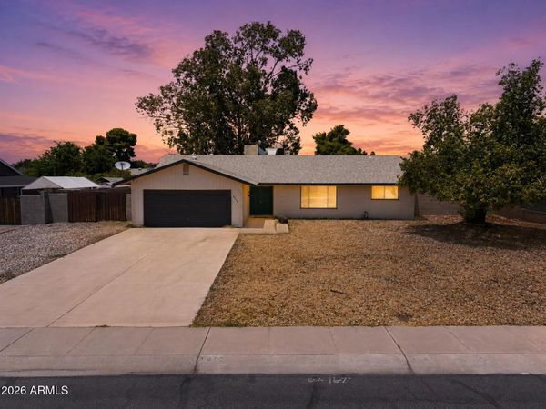 5312 W BECK Lane, Glendale, AZ 85306