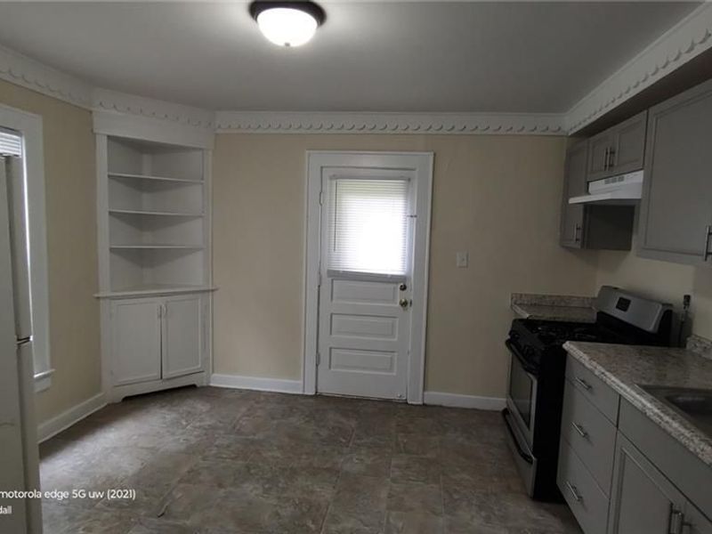 1131 W High Street, Springfield, OH 45506 Photo 7