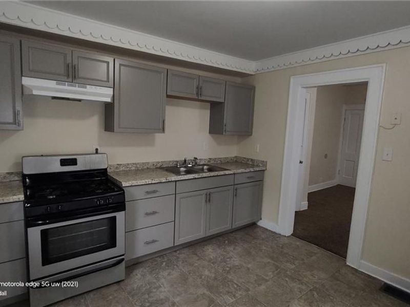 1131 W High Street, Springfield, OH 45506 Photo 8