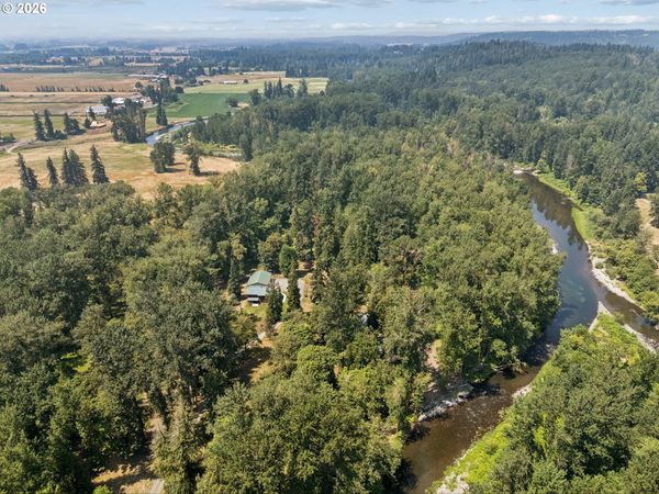 15003 S MACKSBURG RD, Molalla, OR 97038