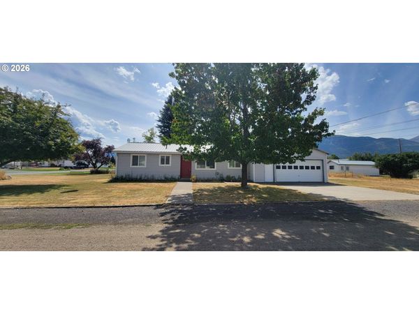 302 E POPLAR, Joseph, OR 97846