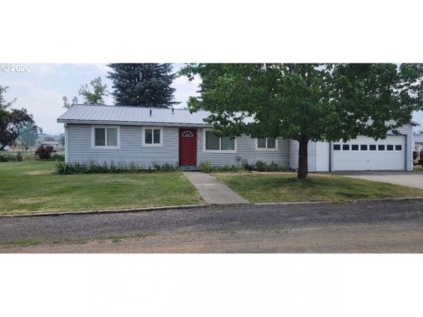 302 E POPLAR, Joseph, OR 97846