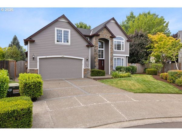 1264 NE Estelle CT, Hillsboro, OR 97124