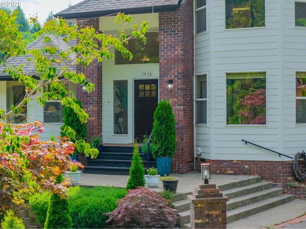 1476 W 14TH PL, Coquille, OR 97423