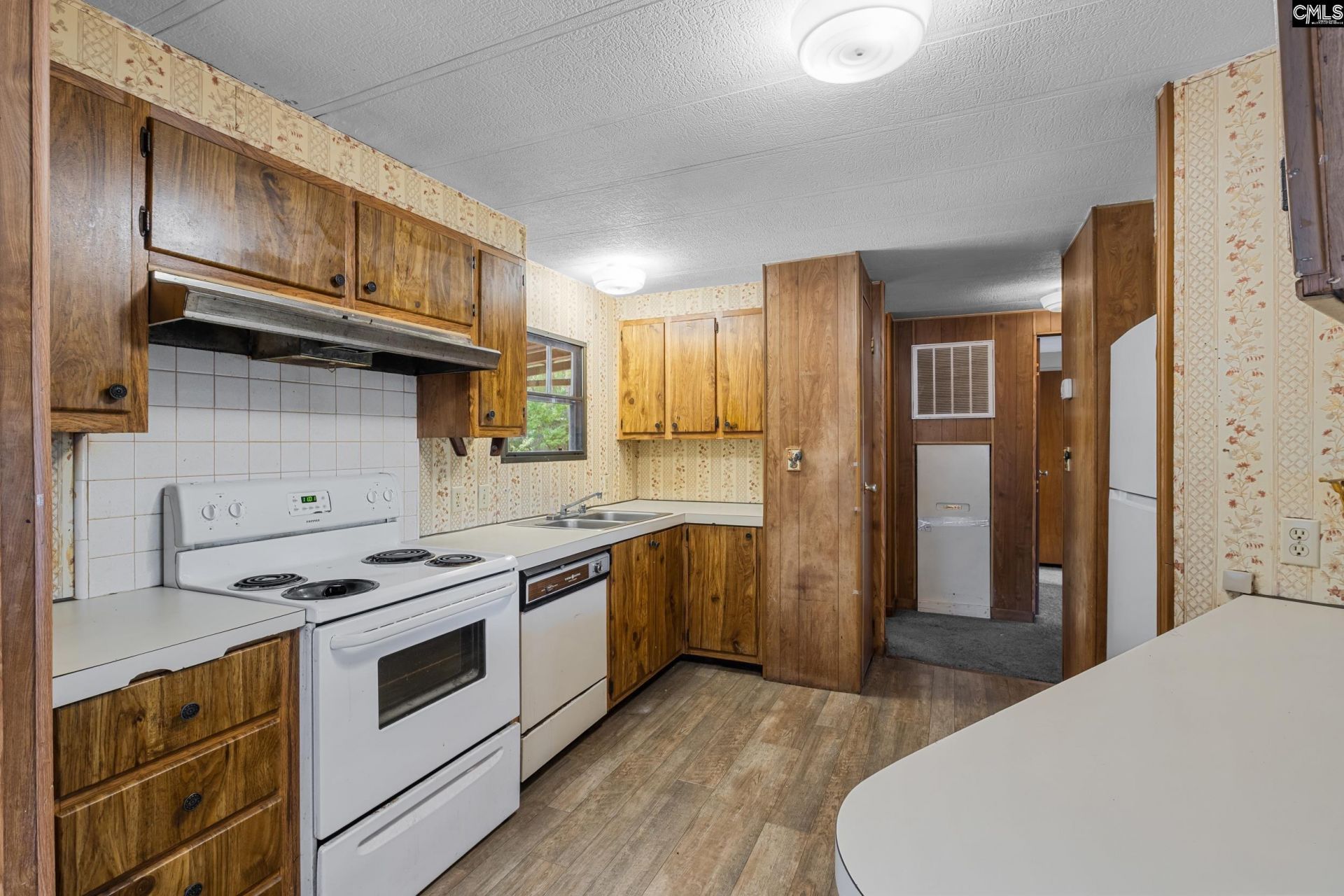 168 Sweetwater Lane  Photo 8