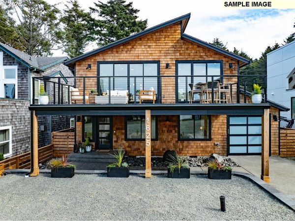 223 W KENAI ST, Cannon Beach, OR 97110