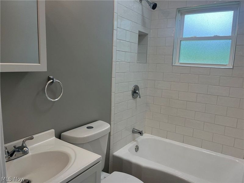 522 Courtland Street, Fairport Harbor, OH 44077 Photo 11