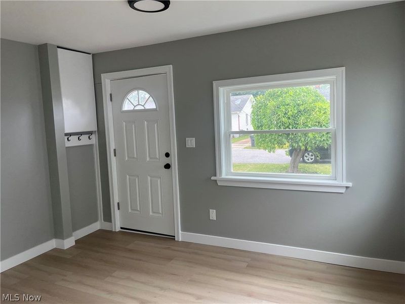 522 Courtland Street, Fairport Harbor, OH 44077 Photo 5