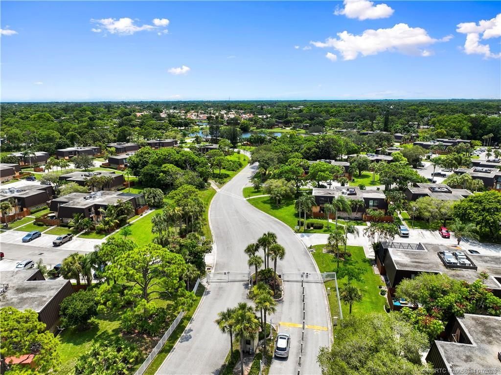 6145 SE Windsong Lane, Stuart, FL 34997 Photo