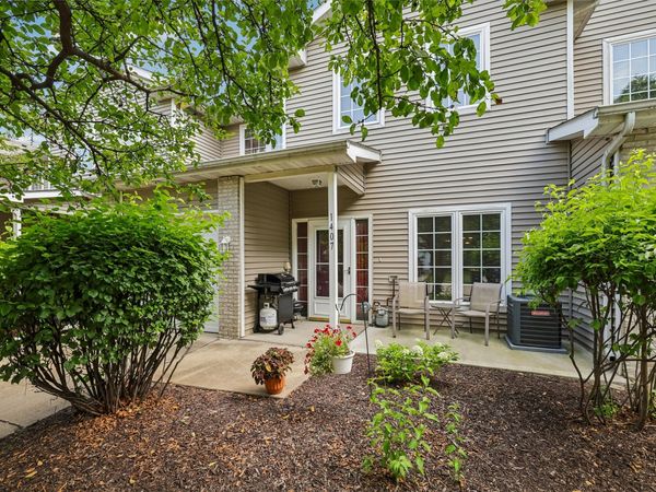 1153 S 52nd Street, Unit 1407, West Des Moines, IA 50265