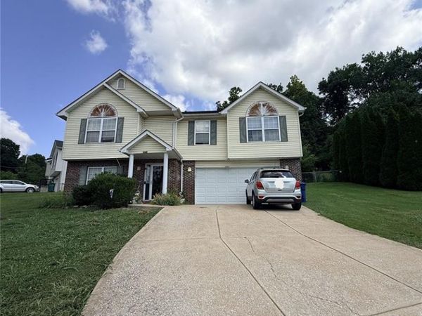 1703 Hilltop Lane , Imperial, MO 63052