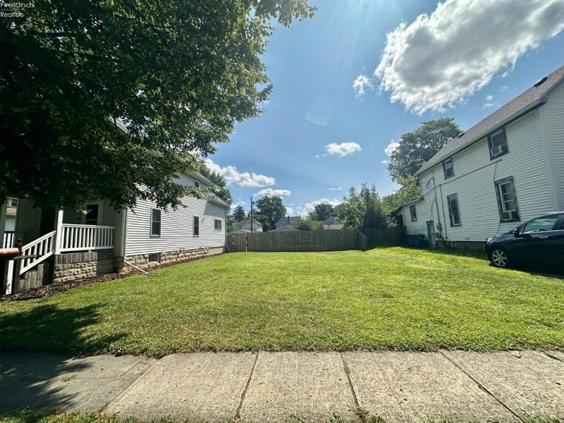 1019 Alger, Fremont, OH 43420 Photo 2