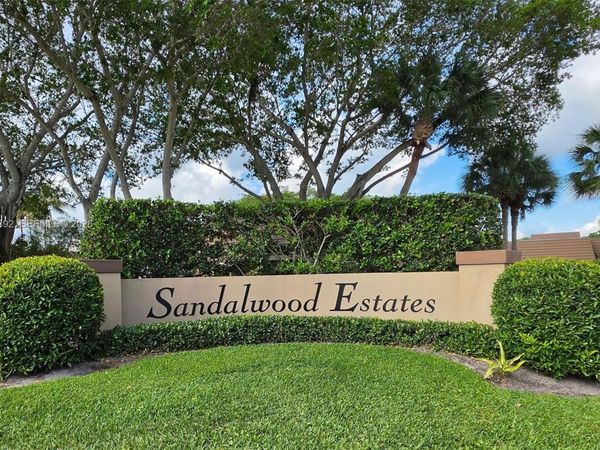 515 5th Ct , Palm Beach Gardens, FL 33410