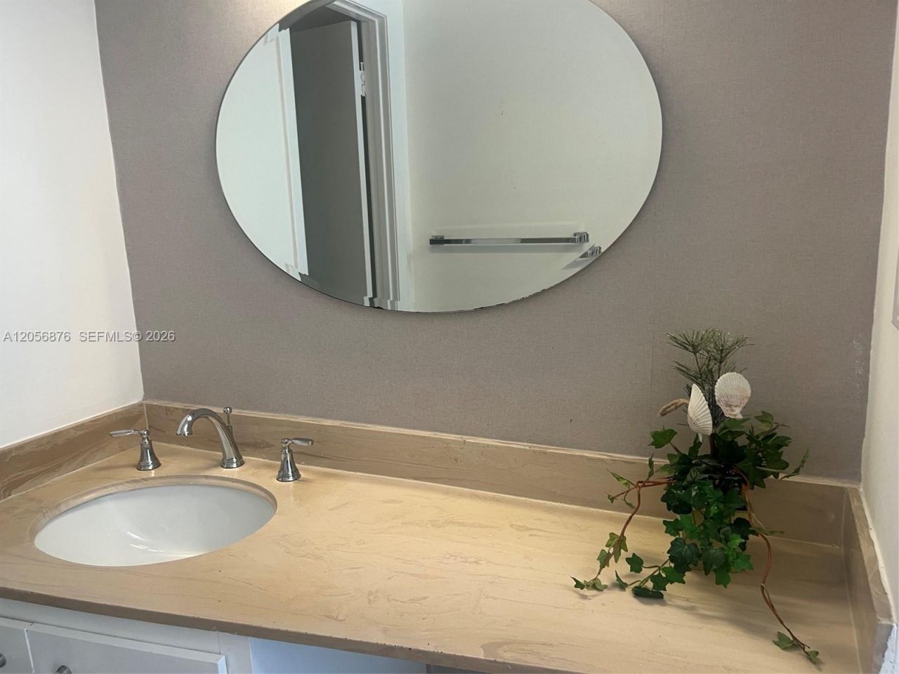 300 Bayview Dr, Unit 207, Sunny Isles Beach, FL 33160 Photo