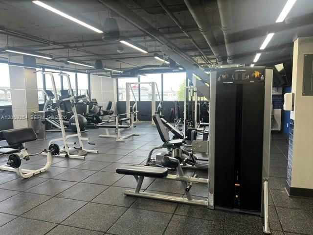 555 NE 15th St, Unit 20E, Miami, FL 33132 Photo