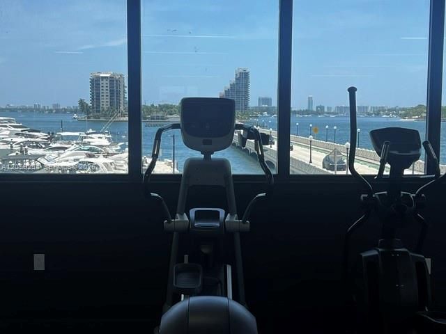 555 NE 15th St, Unit 20E, Miami, FL 33132 Photo