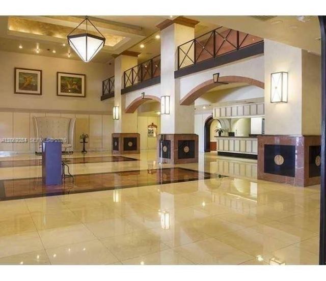 555 NE 15th St , Unit 20E, Miami, FL 33132 Photo