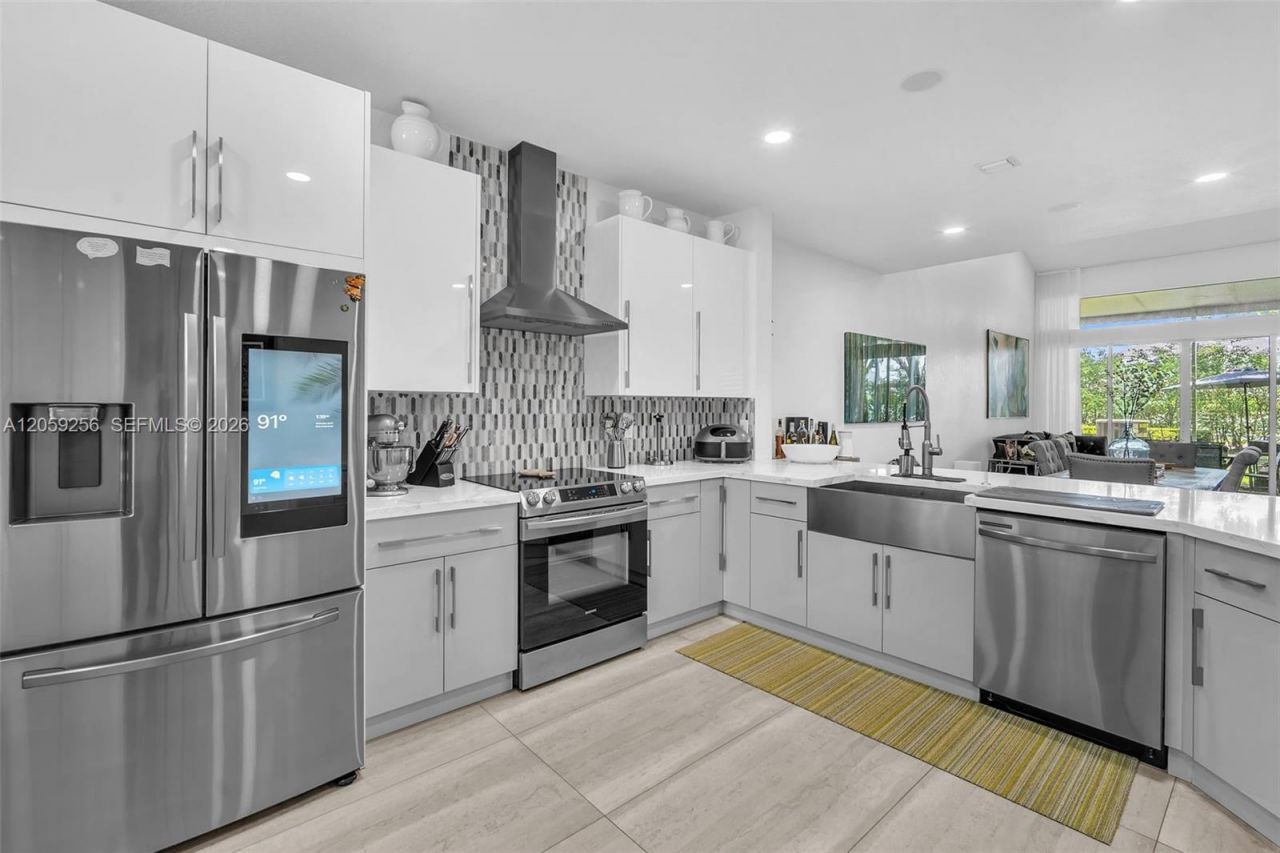 4983 W Madison Lakes Cir W, Davie, FL 33328 Photo