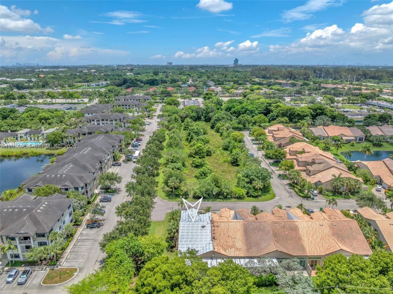 4983 W Madison Lakes Cir W, Davie, FL 33328 Photo