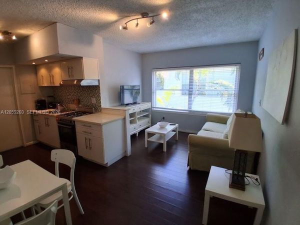 1555 Pennsylvania Ave, Unit 203, Miami Beach, FL 33139