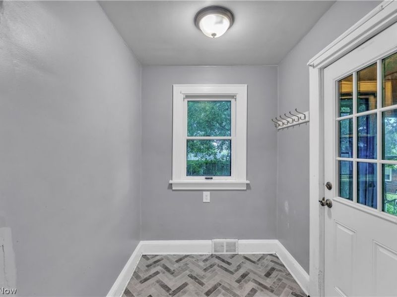 618 Keller Street, Barberton, OH 44203 Photo 18