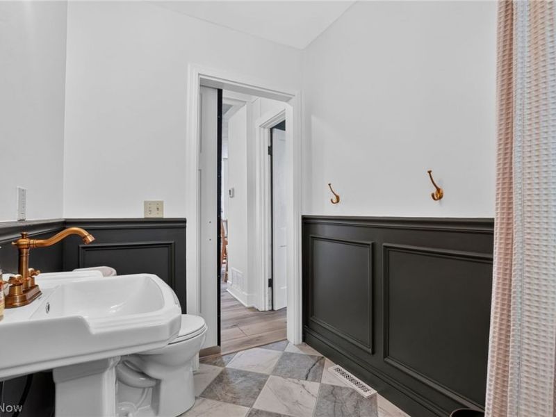 1648 Bathgate Avenue, Madison, OH 44057 Photo 23