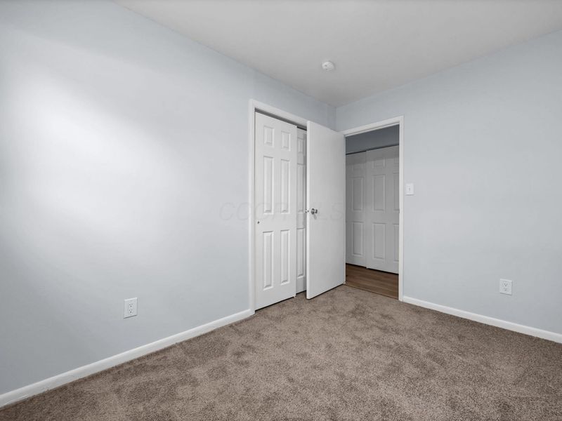 1610 Koebel Road , Columbus, OH 43207 Photo 16