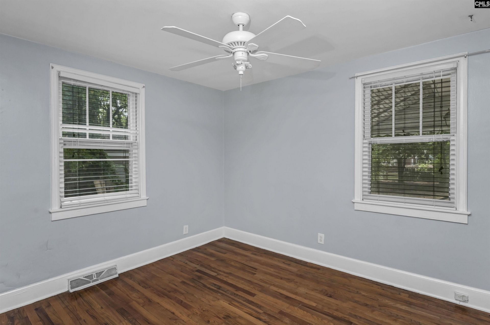 3814 Wilmot Avenue Photo 23