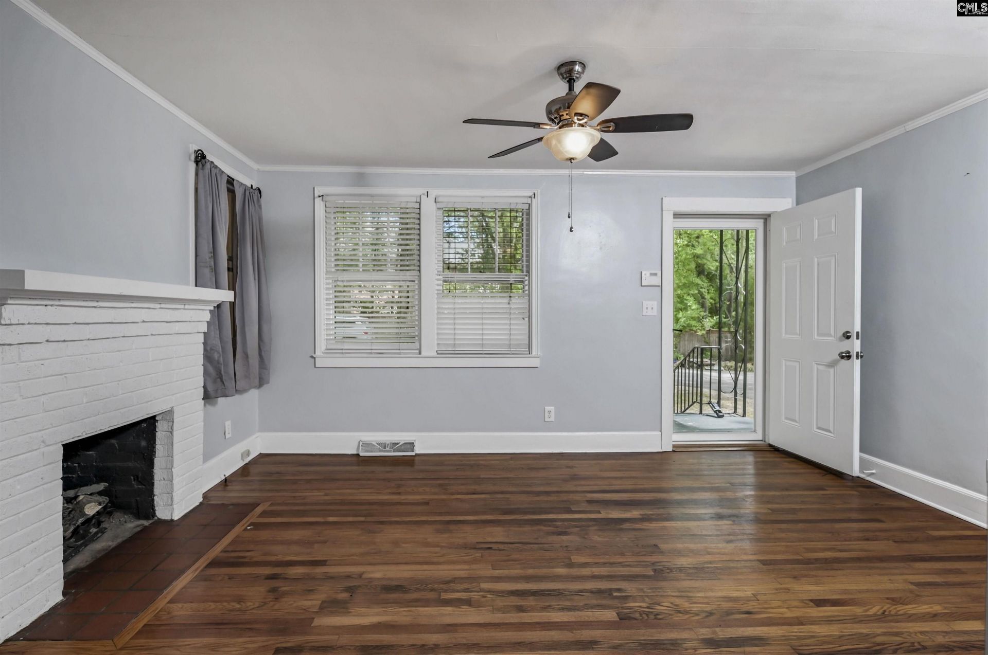 3814 Wilmot Avenue Photo 4